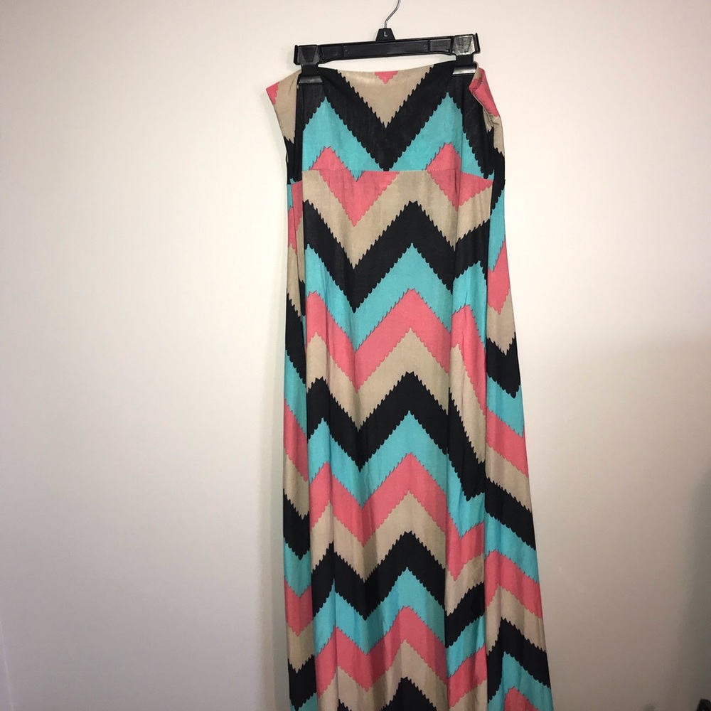 chevron maxi skirt from U-Kiss (boutique)